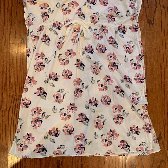 NWOT James Fox Co. X Ingrid & Isabel Maternity Hospital Nursing Gown | One Size - Picture 6 of 10